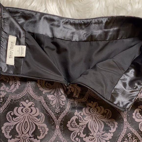 WHBM Black & Gray Pencil Skirt w/ Mansion Design - Picture 6 of 7